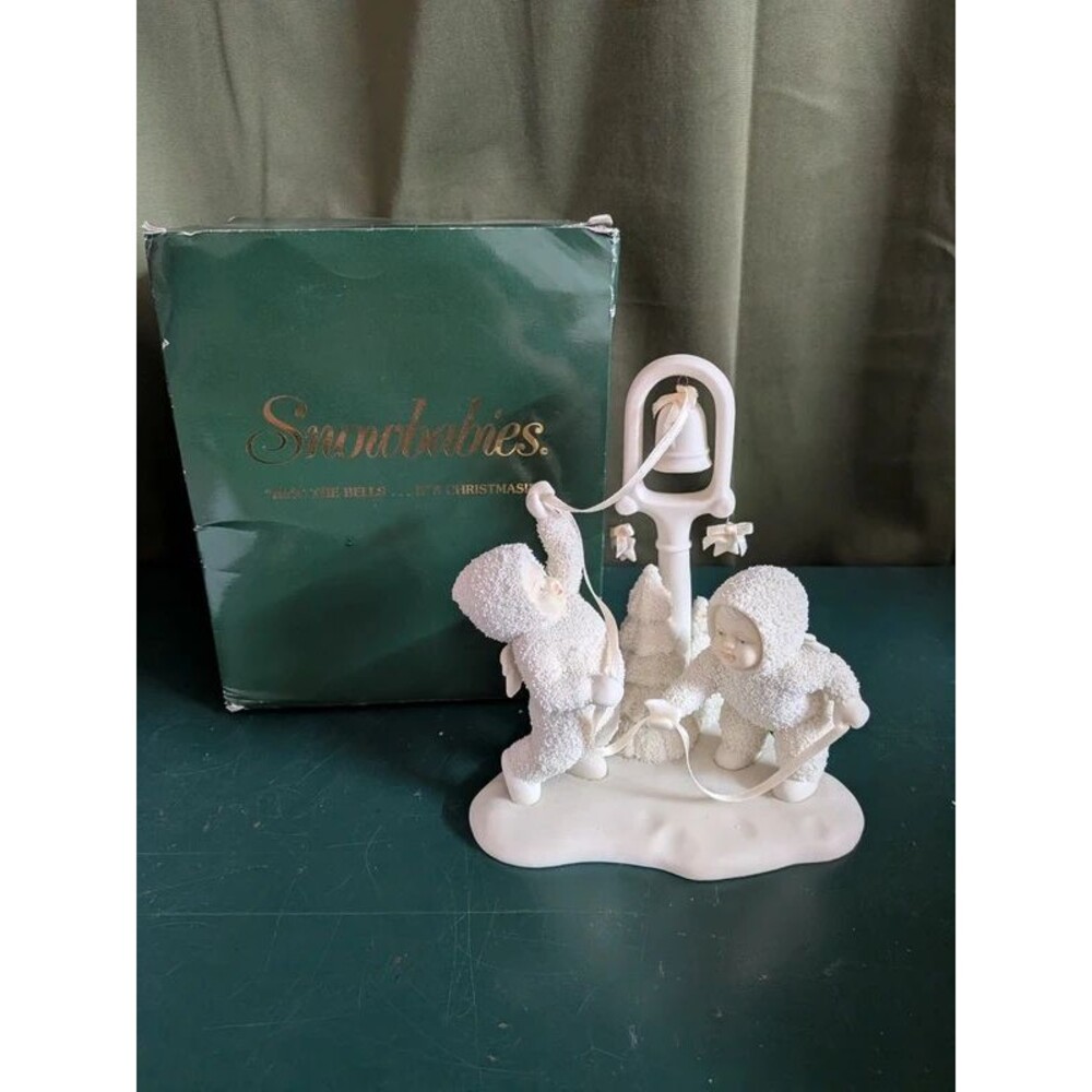 Vintage 1995 Snowbabies Ring The Bells It’s Christmas Figurine Dept 56